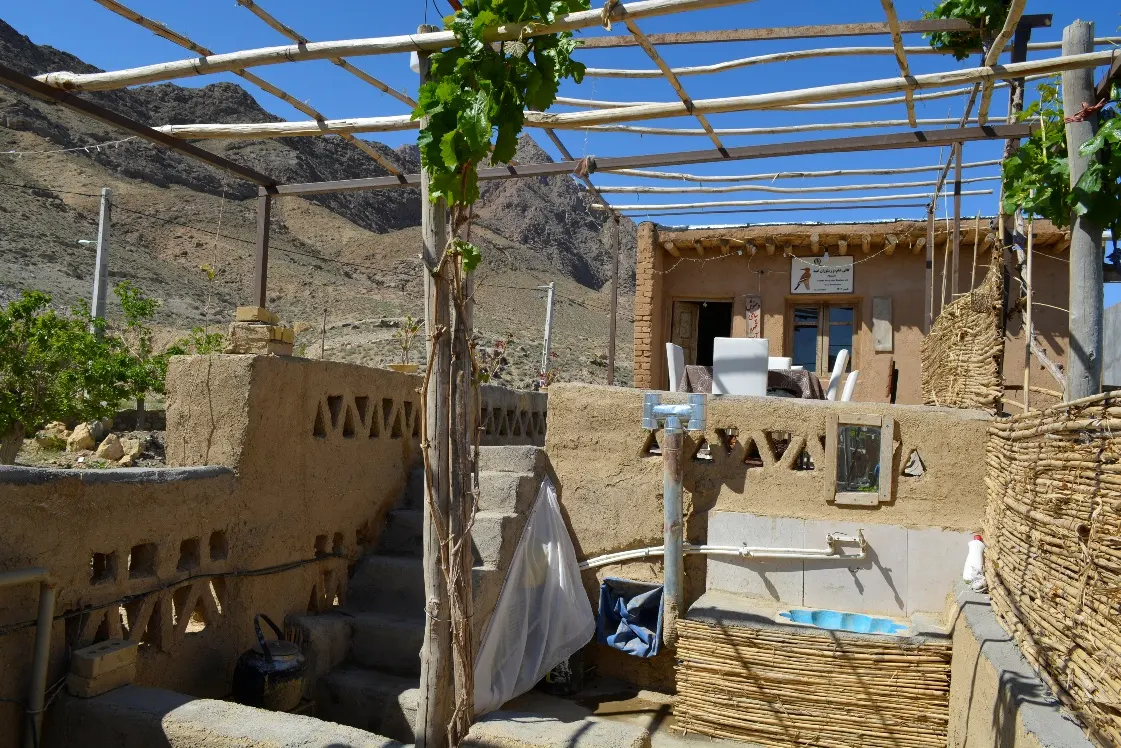 Omid restaurant and café