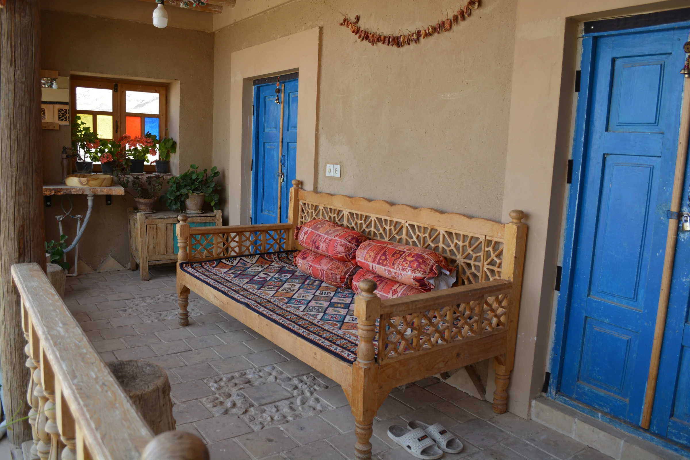 Mehr-e Touran Castle Eco-lodge — 6