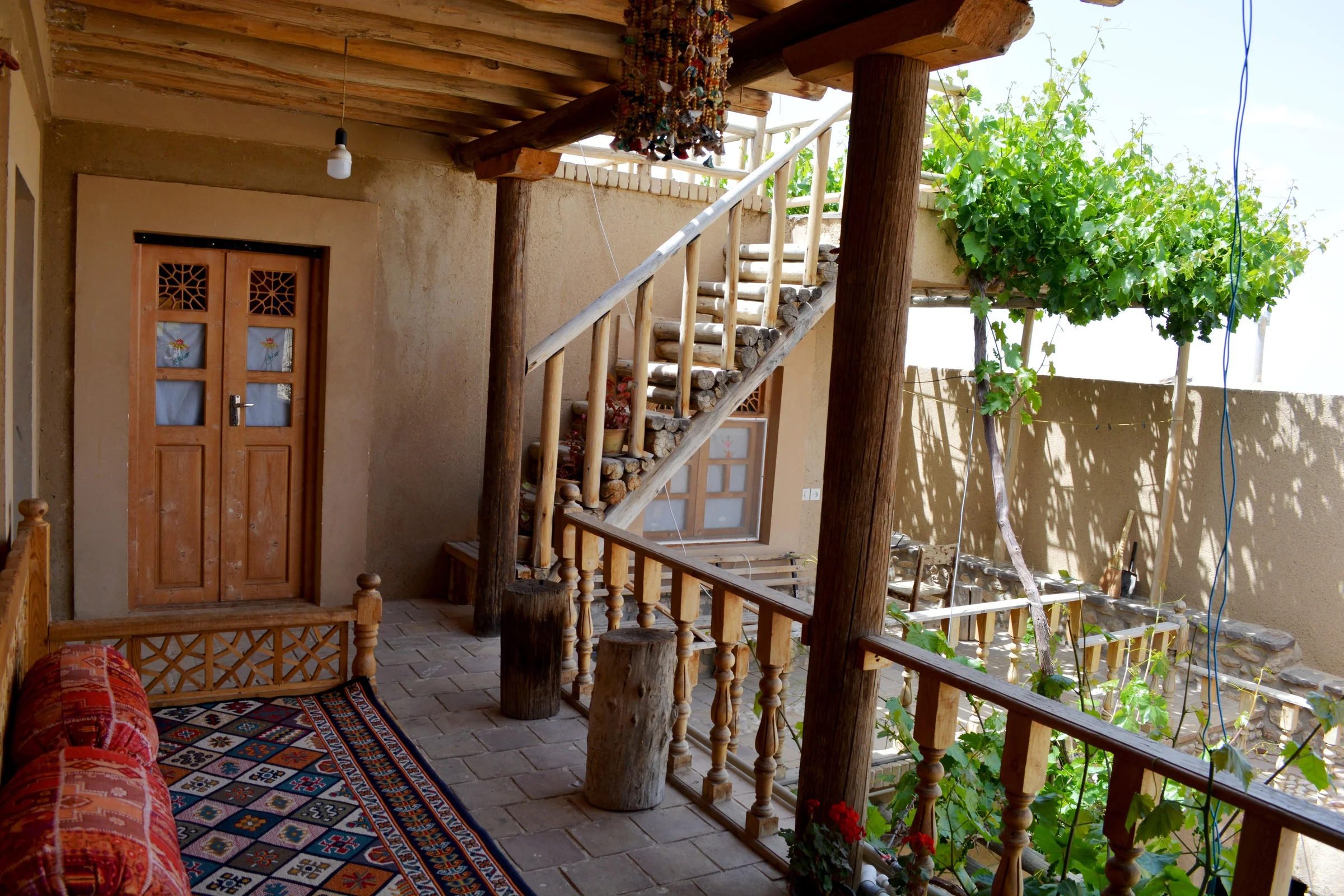 Mehr-e Touran Castle Eco-lodge — 7
