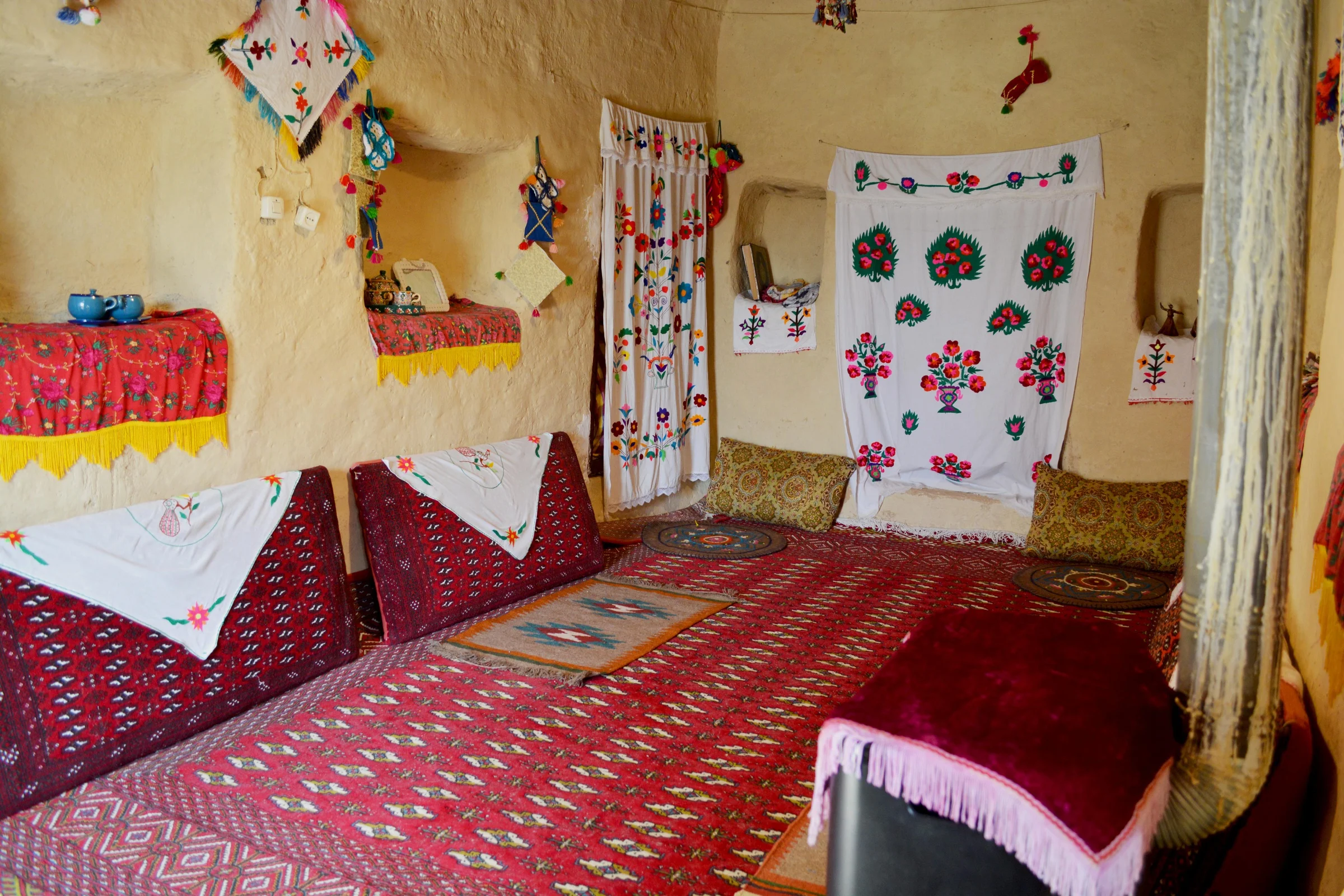 Negin-e Touran Eco-lodge — 7