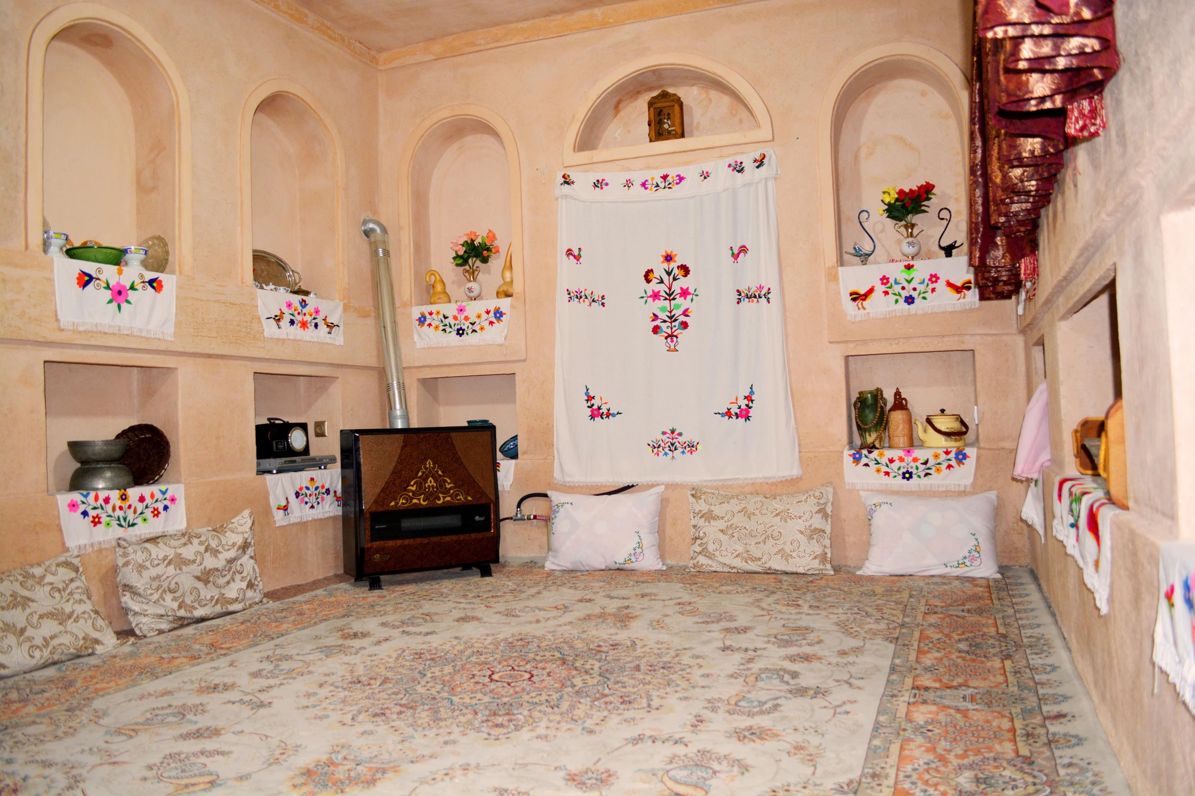 Yooz Gasht Eco-lodge — 7