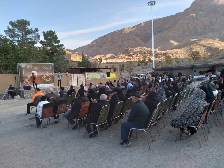 The 13th Tourism Festival of Traveling to the Bustard's Habitat Was Held