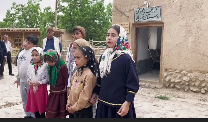 The Echo of Children's Footsteps in Qaleh Bala Ethnography Museum / Young Heritage Guardians Commemorate Cultural Heritage Week