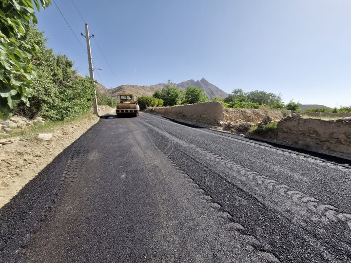 Improvement and Asphaltation of Qaleh Bala Entrance, an Effective Step in Strengthening Tourism Infrastructure and the Path to World Registration