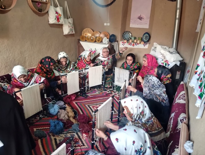 Qaleh Bala Women's Leap to Conquer National Markets / "Borina" Reaches Its True Position with a Cooperative Structure