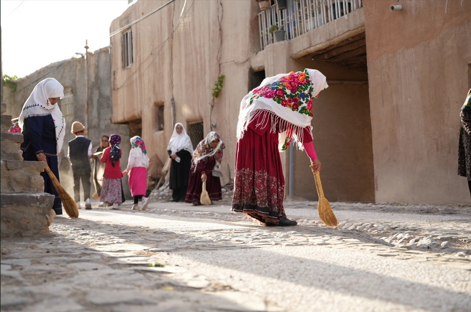 Villagers taking part in the waste-collection drive
